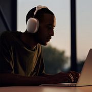 10日15点： Apple 苹果 AirPods Max 头戴式无线降噪耳机