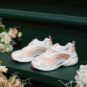 SKECHERS 斯凯奇 D’LITE S 88888359 女子休闲鞋