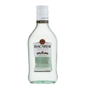 百加得 白朗姆酒 200ml