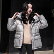 SNOW FLYING 雪中飞 X00140830 女士短款面包羽绒服