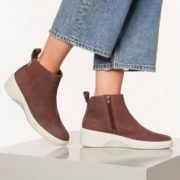 某猫¥1799！ECCO 爱步 Soft 7柔酷7号 女士坡跟厚底短靴 470933 到手￥591.42