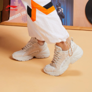聚划算百亿补贴： LI-NING 李宁 AGLQ248-2 女款复古运动鞋