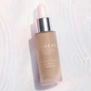 轻薄提亮！Lumene 优姿婷 自然光感瞬时亮彩美容粉底液30mL  含税到手约￥147
