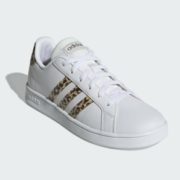 成人可穿！Adidas 阿迪达斯 GRAND COURT 豹纹童款板鞋