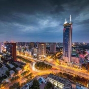 西安皇冠假日酒店 行政套房2晚连住含早+200元SPA券+延迟退房