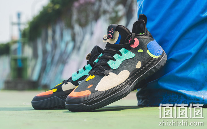 adidas Harden Vol.5 评测报告：极致地板流的战斗之选