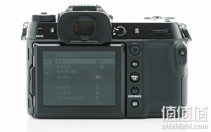 Fujifilm GFX100S 评测报告｜中画幅 x 一亿像素 x 高便携性