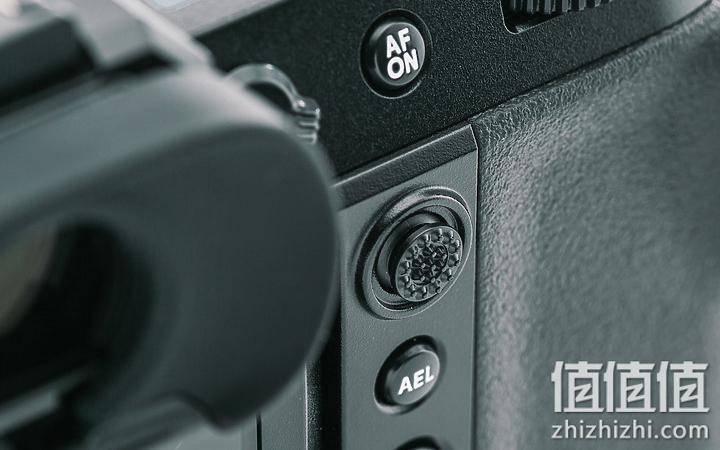 Fujifilm GFX100S 评测报告｜中画幅 x 一亿像素 x 高便携性