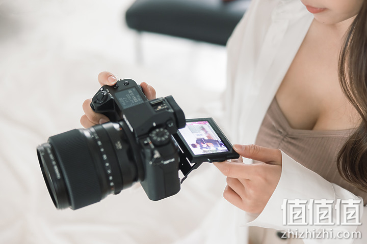 Fujifilm GFX100S 评测报告｜中画幅 x 一亿像素 x 高便携性