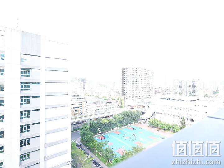 Fujifilm GFX100S 评测报告｜中画幅 x 一亿像素 x 高便携性