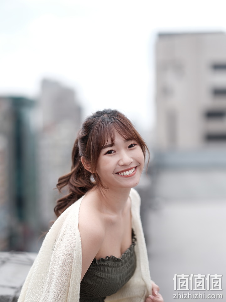 Fujifilm GFX100S 评测报告｜中画幅 x 一亿像素 x 高便携性