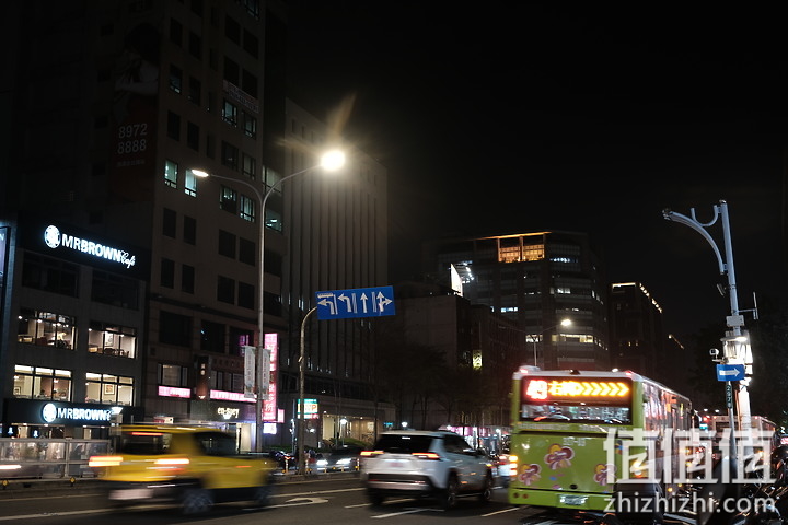 Fujifilm X-E4 超轻巧登场+ XF27mm F2.8 R WR 新镜动手玩！
