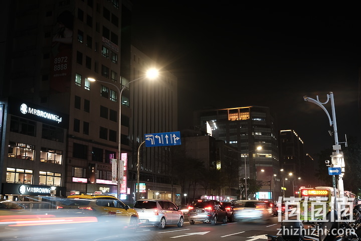 Fujifilm X-E4 超轻巧登场+ XF27mm F2.8 R WR 新镜动手玩！