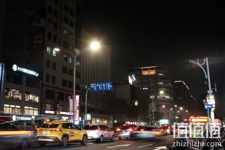 Fujifilm X-E4 超轻巧登场+ XF27mm F2.8 R WR 新镜动手玩！