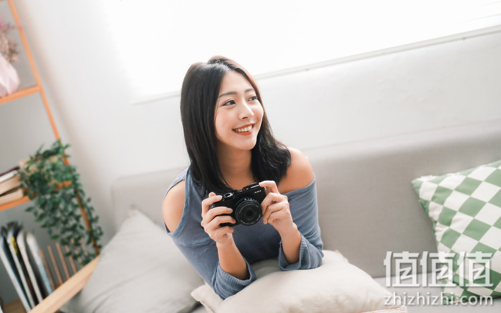Fujifilm X-E4 超轻巧登场+ XF27mm F2.8 R WR 新镜动手玩！