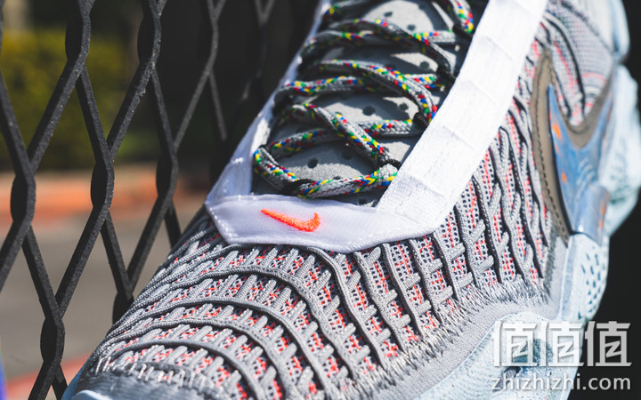Nike Cosmic Unity 特殊配色开箱分享 在理想与实战间取得平衡！