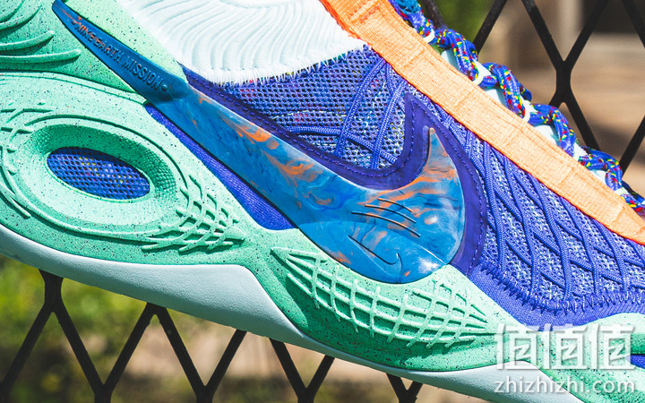 Nike Cosmic Unity 特殊配色开箱分享 在理想与实战间取得平衡！