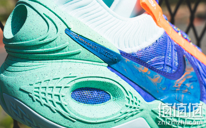 Nike Cosmic Unity 特殊配色开箱分享 在理想与实战间取得平衡！