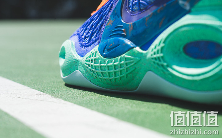 Nike Cosmic Unity 特殊配色开箱分享 在理想与实战间取得平衡！