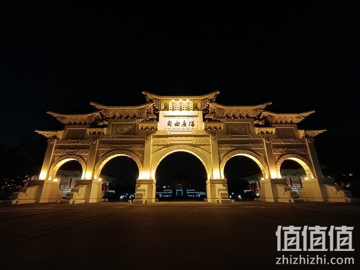 OPPO Reno5、OPPO Reno5 Pro 双机评测 | 同系列不同性能