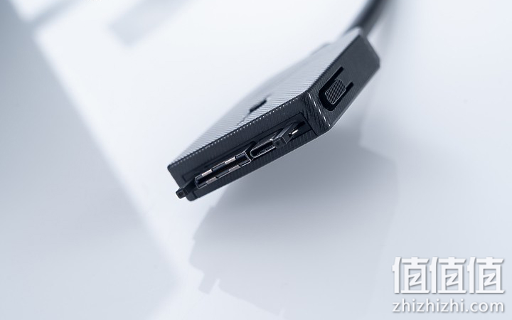 ASUS 华硕 ROG Flow X13 游戏本独家评测：极致效能，轻松携带