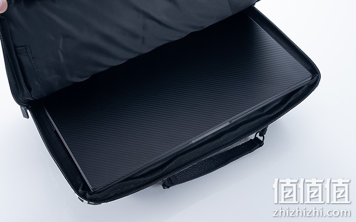 ASUS 华硕 ROG Flow X13 游戏本独家评测：极致效能，轻松携带