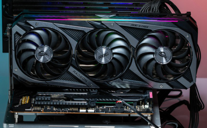 ROG STRIX RX6700XT O12G GAMING 显卡开箱实测 高频却有冷静温控表现