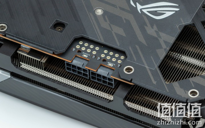 ROG STRIX RX6700XT O12G GAMING 显卡开箱实测 高频却有冷静温控表现