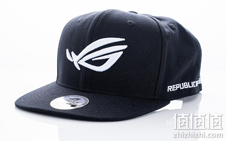 ROG 游戏手机5 评测报告｜回归绚烂设计 机型再进化