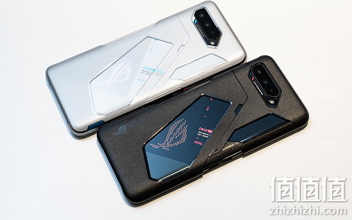 ROG 游戏手机5 评测报告｜回归绚烂设计 机型再进化