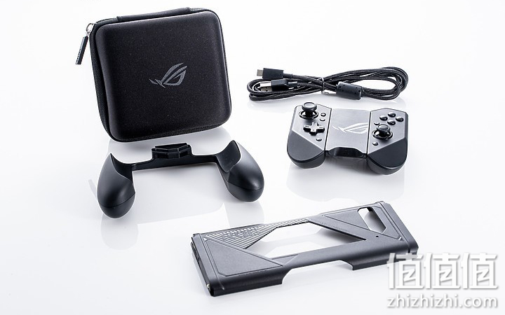 ROG 游戏手机5 评测报告｜回归绚烂设计 机型再进化