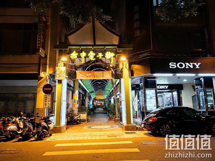 小米11 相机试拍：生活使用有余 专业性略显不足