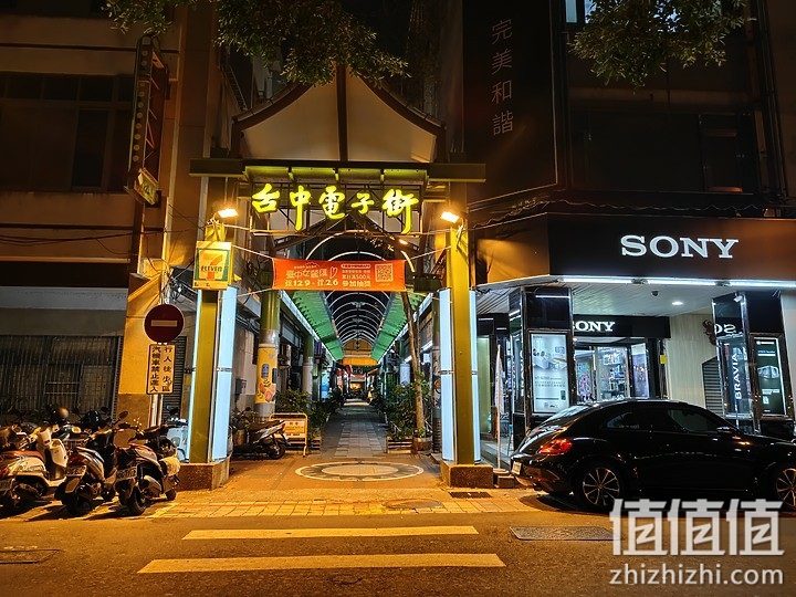 小米11 相机试拍：生活使用有余 专业性略显不足