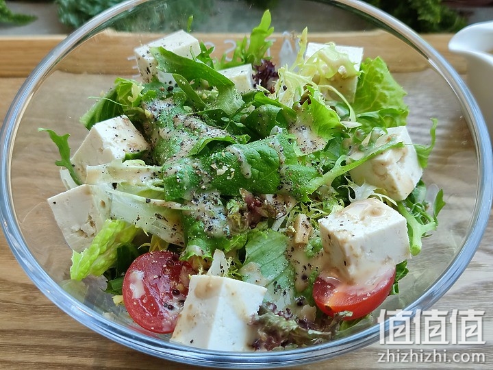 小米11 相机试拍：生活使用有余 专业性略显不足