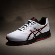 20点开始： ASICS亚瑟士 1011A956 中性款缓震跑鞋