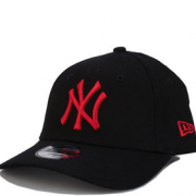 New Era Yankees Essential 9FORTY 可调节男童棒球帽