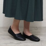 2020新款！ECCO 爱步 Simpil简约系列 女士牛皮平底一脚蹬单鞋 208603  含税到手约￥427
