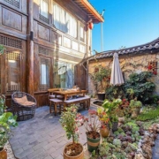 丽江 古城内客栈8店通兑 1晚