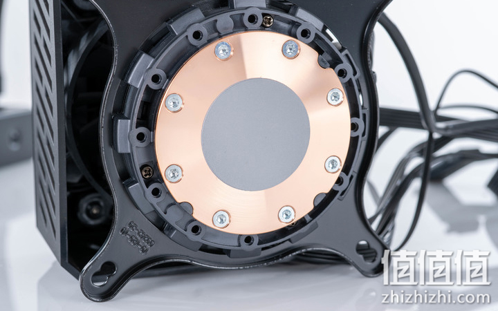 MSI MPG CORELIQUID K360水冷散热器实测 水冷头风扇加持提高散热力