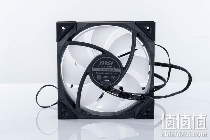 MSI MPG CORELIQUID K360水冷散热器实测 水冷头风扇加持提高散热力