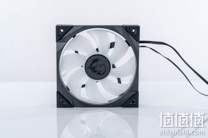 MSI MPG CORELIQUID K360水冷散热器实测 水冷头风扇加持提高散热力