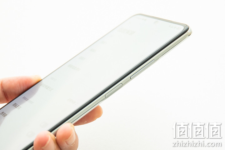 POCO F3 试用体验：两千出头买到Snapdragon 870高性能体验