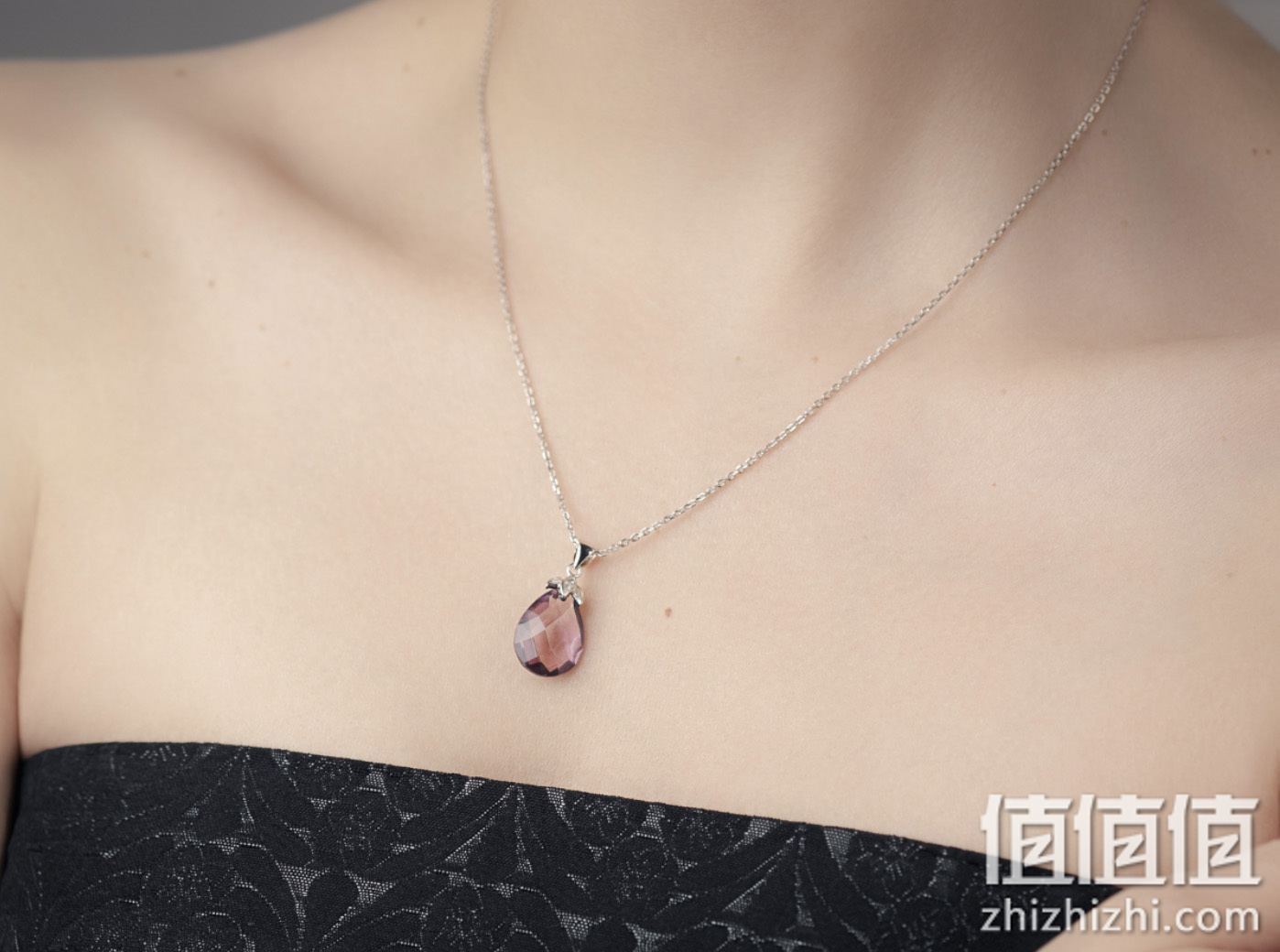 【情侣送礼】挑银饰要看纯度和肤色？送礼一次到位