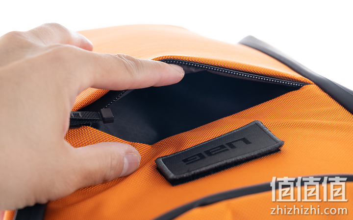 UAG 耐冲击系列 18L背包试用：军规级防护 搭配多层收纳