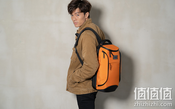 UAG 耐冲击系列 18L背包试用：军规级防护 搭配多层收纳