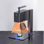 新品发售：LaserPecker 激光啄木鸟高速手持激光雕刻机