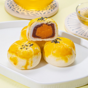 咸甜交融！百万田 红豆味蛋黄酥 6枚装