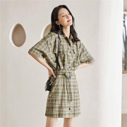 对白 复古工装风格纹收腰女士短袖连衣裙