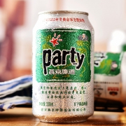 比可乐还便宜！猫超次日达：330mlx24听 燕京 8度鲜啤酒 整箱装