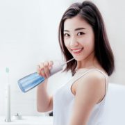 IPX级全身防水！LEBOOO 力博得 LBE-0818 电动冲牙器